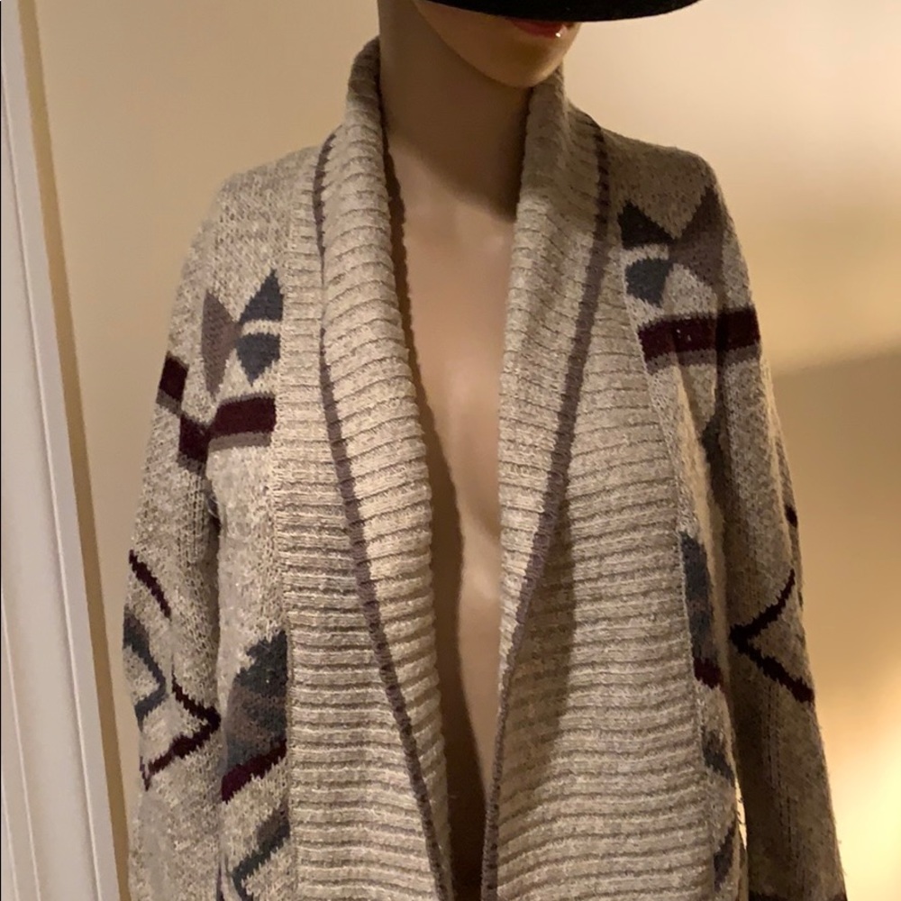 Pocketed Warmth! - image 2